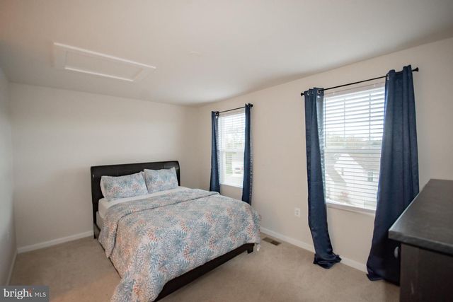 34 COOLIDGE AVE, Ranson, WV 25438