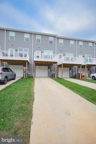 34 COOLIDGE AVE, Ranson, WV 25438
