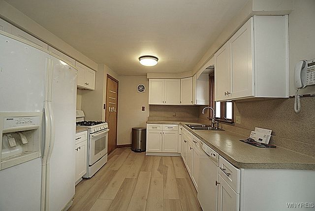 1255 Doebler Drive, North Tonawanda, NY 14120