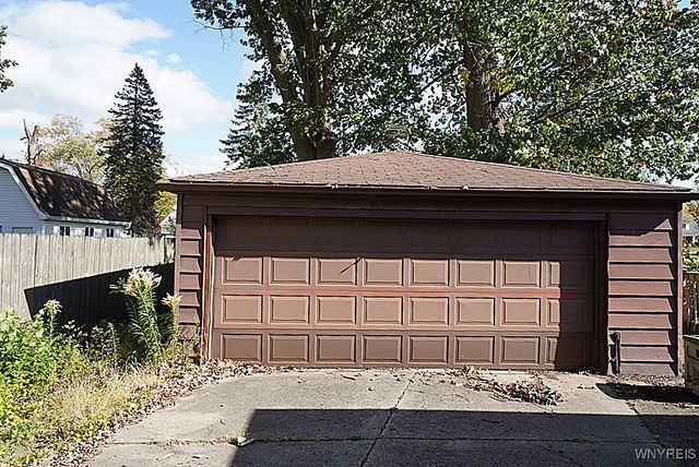 1255 Doebler Drive, North Tonawanda, NY 14120