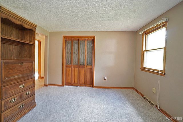 1255 Doebler Drive, North Tonawanda, NY 14120