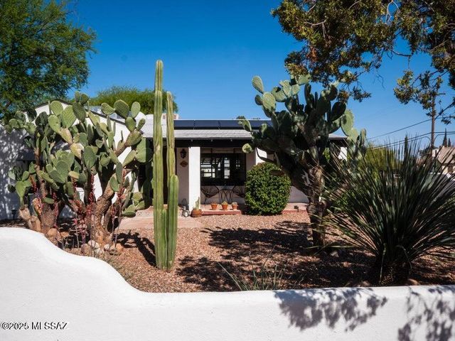 1700 N Winstel Boulevard, Tucson, AZ 85716