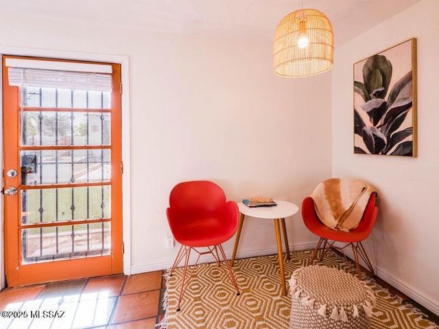 1700 N Winstel Boulevard, Tucson, AZ 85716