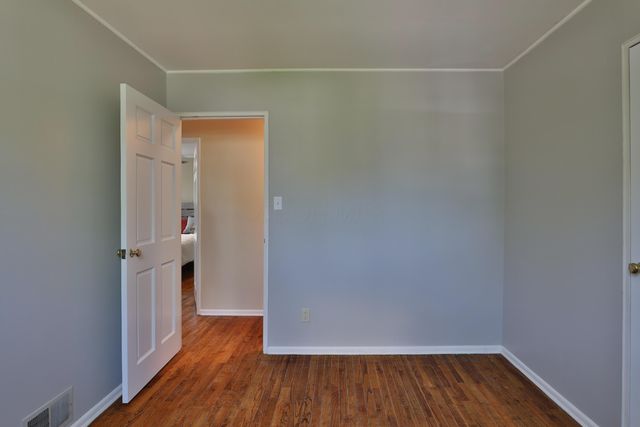 957 Varsity Avenue, Columbus, OH 43221