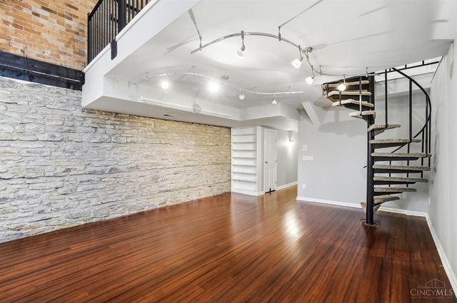 2625 Cleinview Avenue, Cincinnati, OH 45206