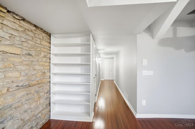 2625 Cleinview Avenue, Cincinnati, OH 45206