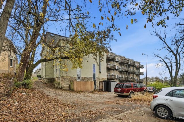 2625 Cleinview Avenue, Cincinnati, OH 45206