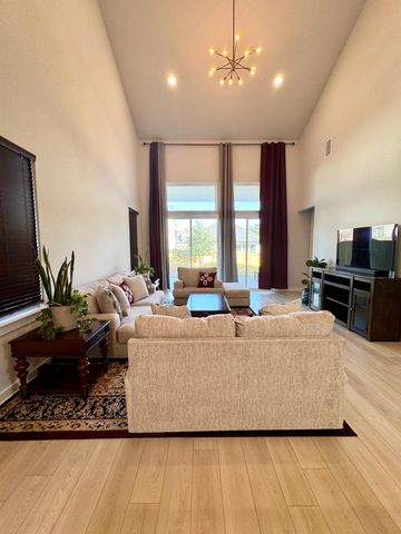 129 Cotton Tree TER, Dripping Springs, TX 78620