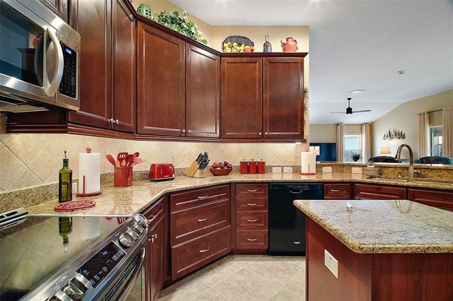 2882 ADRIENNE WAY, The Villages, FL 32163