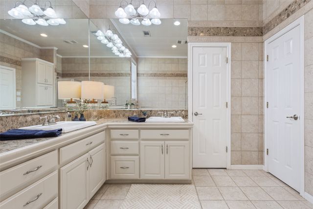 319 Winding Creek Lane, Waco, TX 76657