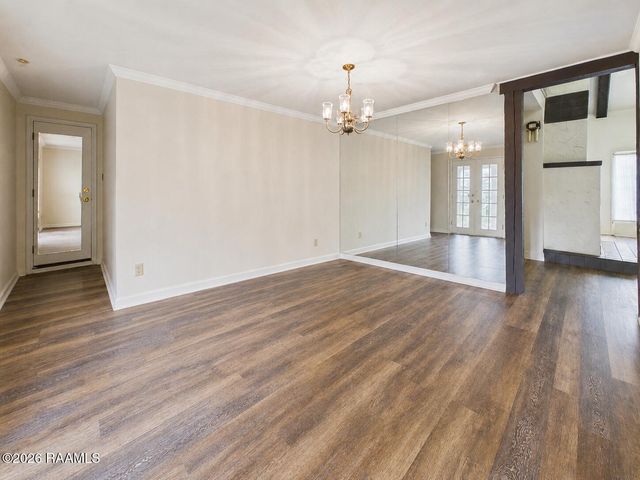 100 Oak Coulee Drive, Lafayette, LA 70507