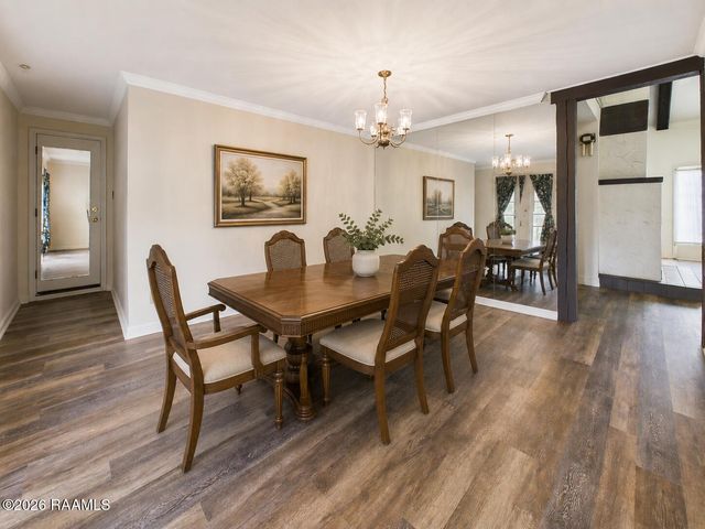 100 Oak Coulee Drive, Lafayette, LA 70507
