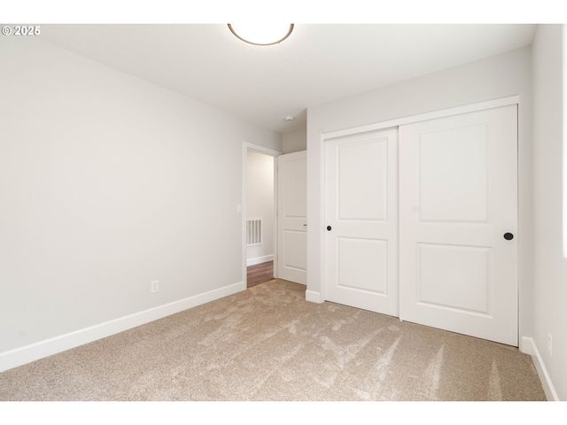 3375 Se AERIE Way, Hillsboro, OR 97123