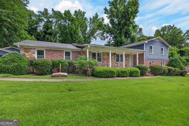 213 Ponderosa Drive, Dallas, GA 30157