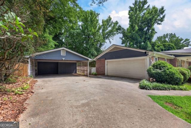 213 Ponderosa Drive, Dallas, GA 30157