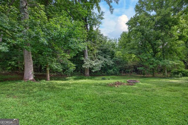 213 Ponderosa Drive, Dallas, GA 30157