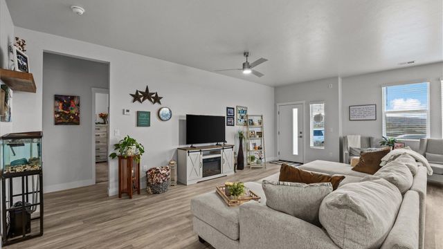 1070 Iron Drive, Fruita, CO 81521