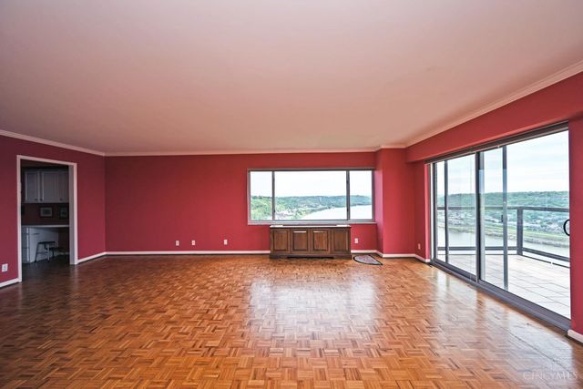 1617 E Mcmillan Street, Cincinnati, OH 45206