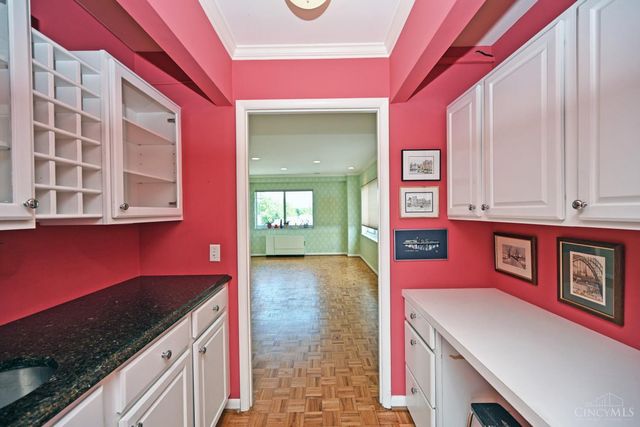 1617 E Mcmillan Street, Cincinnati, OH 45206