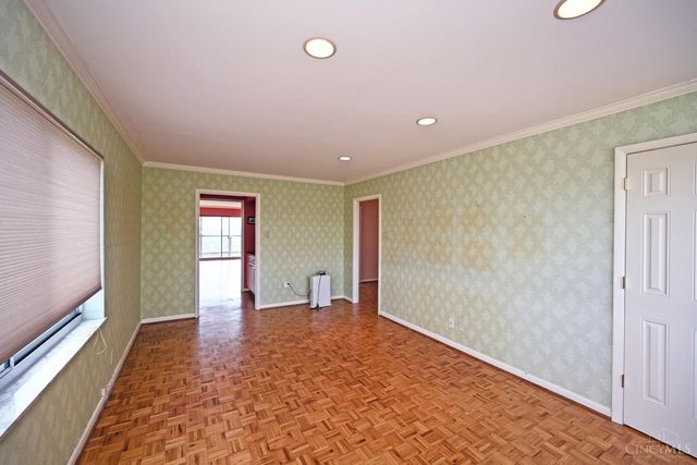 1617 E Mcmillan Street, Cincinnati, OH 45206