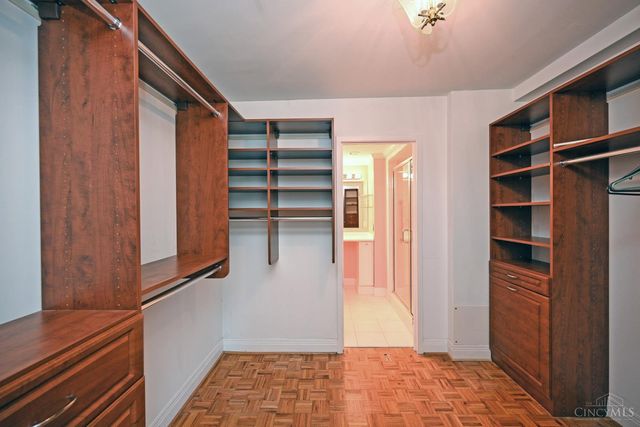 1617 E Mcmillan Street, Cincinnati, OH 45206