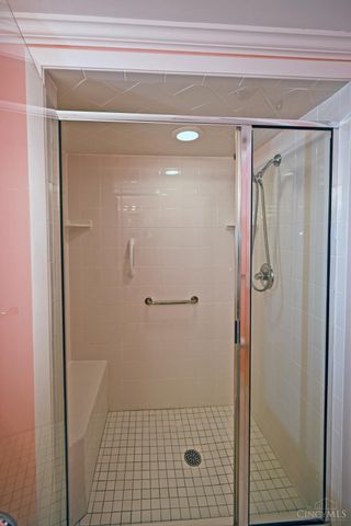 1617 E Mcmillan Street, Cincinnati, OH 45206