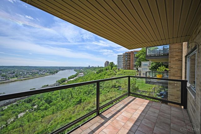 1617 E Mcmillan Street, Cincinnati, OH 45206