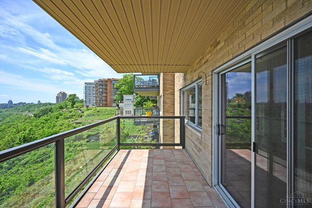 1617 E Mcmillan Street, Cincinnati, OH 45206