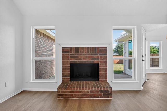 707 Fairview Avenue, Seagoville, TX 75159