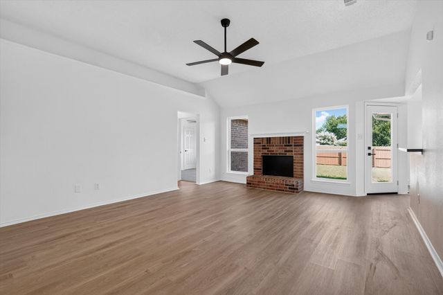 707 Fairview Avenue, Seagoville, TX 75159