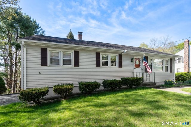 20 cedar Lane, Montville, CT 06382
