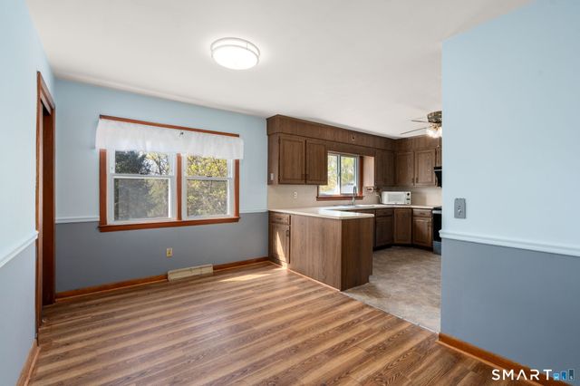 20 cedar Lane, Montville, CT 06382