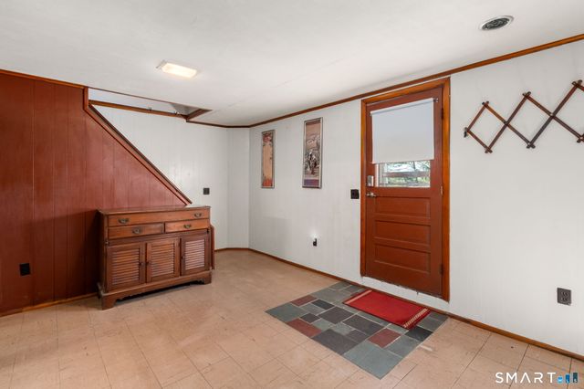 20 cedar Lane, Montville, CT 06382
