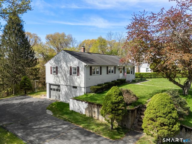 20 cedar Lane, Montville, CT 06382