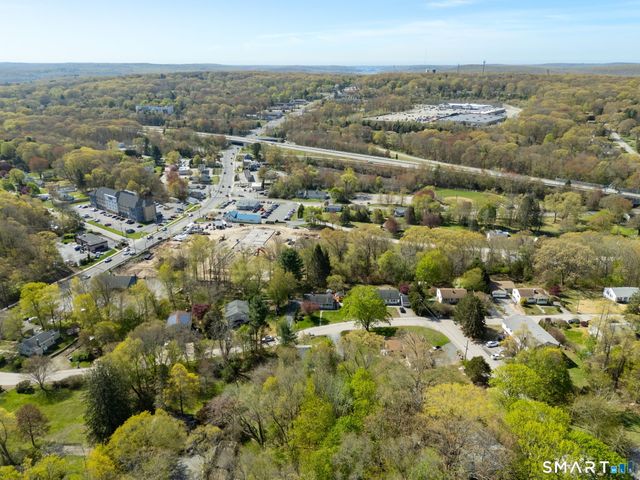 20 cedar Lane, Montville, CT 06382