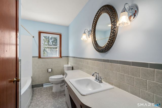 20 cedar Lane, Montville, CT 06382