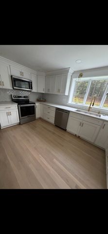 130 Lisa La., North Andover, MA 01845