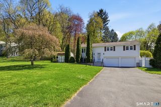 34 Kenneth Drive, Vernon, CT 06066