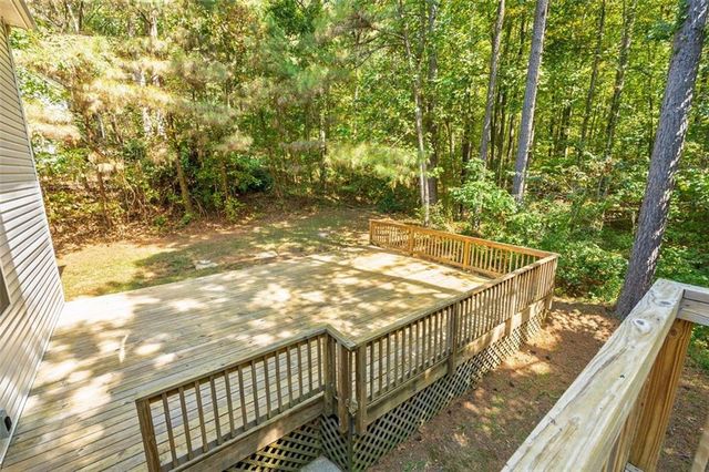 121 Greatwood Drive, White, GA 30184