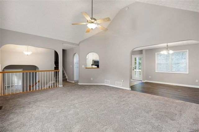 121 Greatwood Drive, White, GA 30184