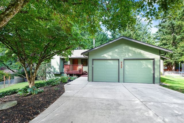 21806 NE 17th Court, Sammamish, WA 98074