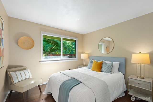 21806 NE 17th Court, Sammamish, WA 98074