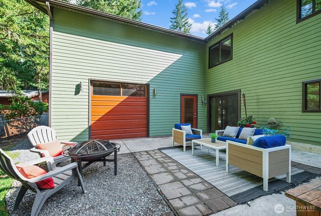 21806 NE 17th Court, Sammamish, WA 98074