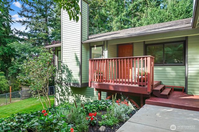 21806 NE 17th Court, Sammamish, WA 98074