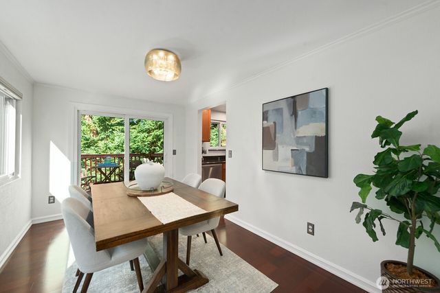 21806 NE 17th Court, Sammamish, WA 98074