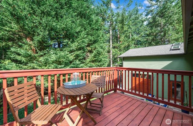 21806 NE 17th Court, Sammamish, WA 98074