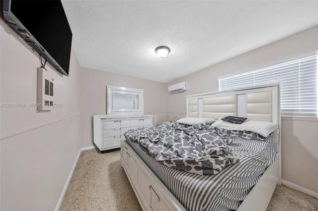 225 SW 18th Ave, Miami, FL 33135