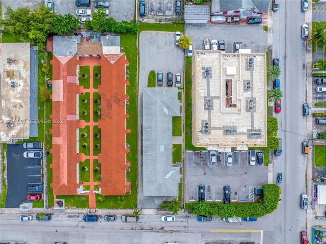 225 SW 18th Ave, Miami, FL 33135