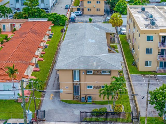 225 SW 18th Ave, Miami, FL 33135