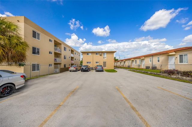 225 SW 18th Ave, Miami, FL 33135